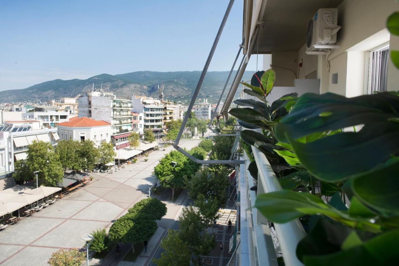 Urban Chic Luxury At The City Center Kalamata Bagian luar foto
